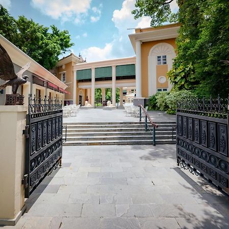 Hotel Raajkutir - Ihcl Seleqtions Kalkutta Exterior foto